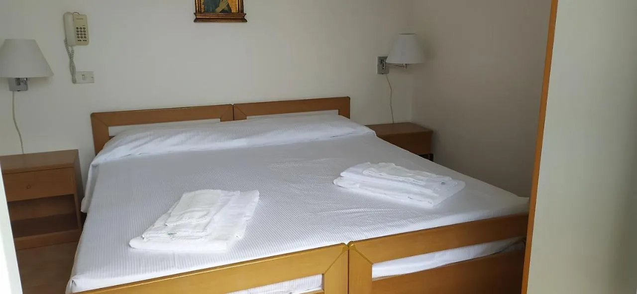 B&B Oasi Regina Pacis Santa Margherita Ligure Nocleg ze śniadaniem