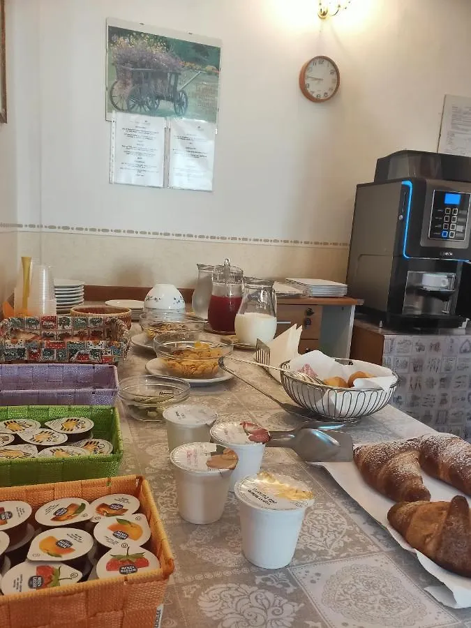 Nocleg ze śniadaniem B&B Oasi Regina Pacis Santa Margherita Ligure